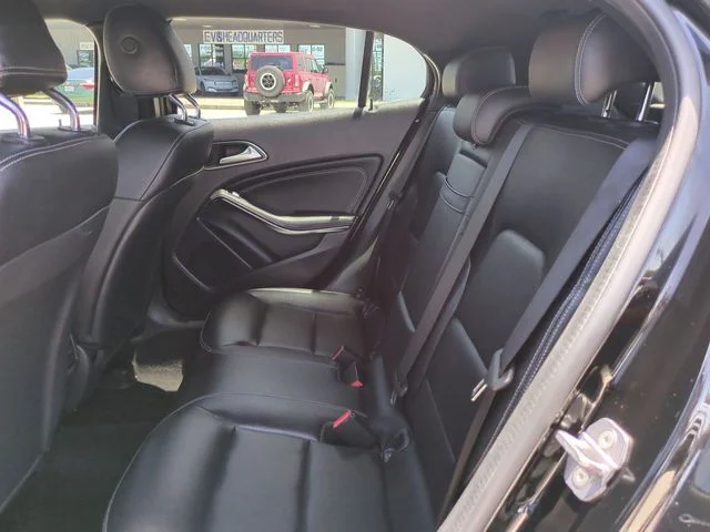 Used 2020  Mercedes-Benz GLA 250 image 14