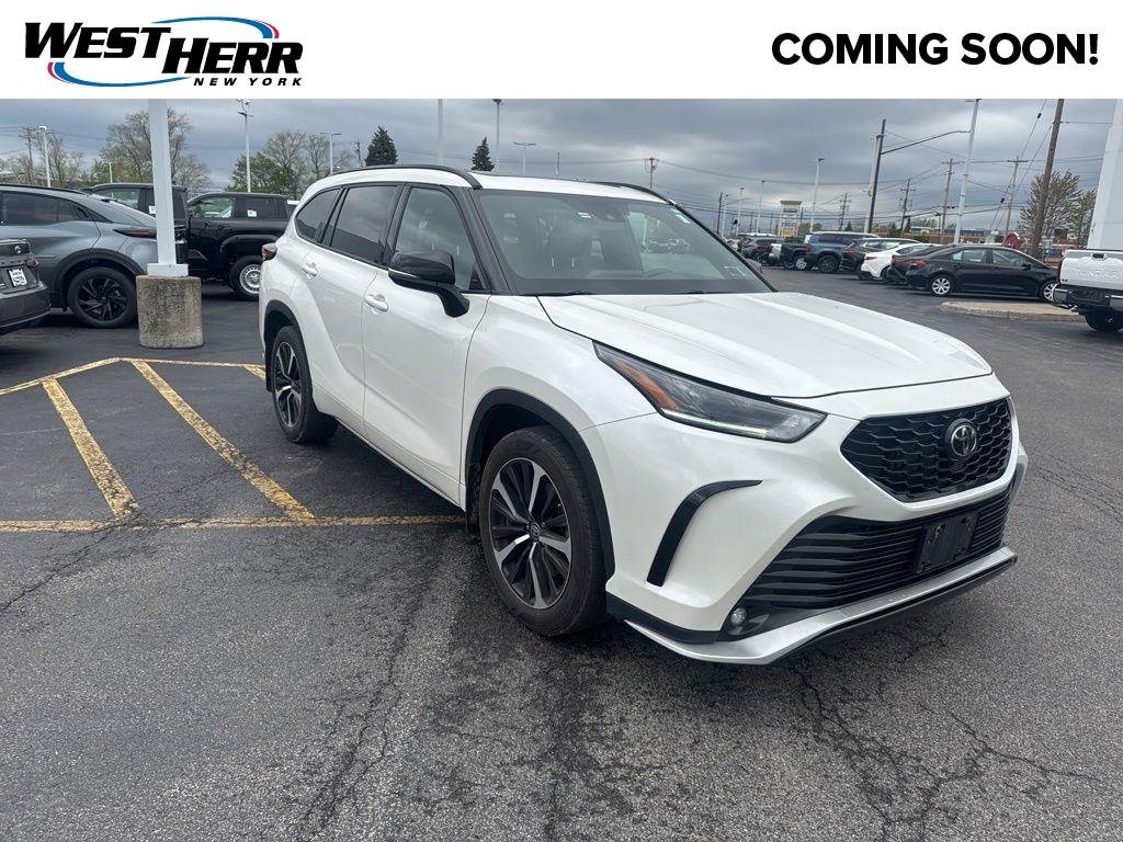 Used 2021 Blizzard Pearl Toyota XSE image 1