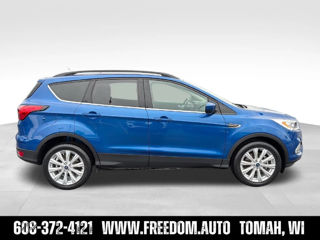 Used 2019 Lightning Blue Metallic Ford SEL image 6