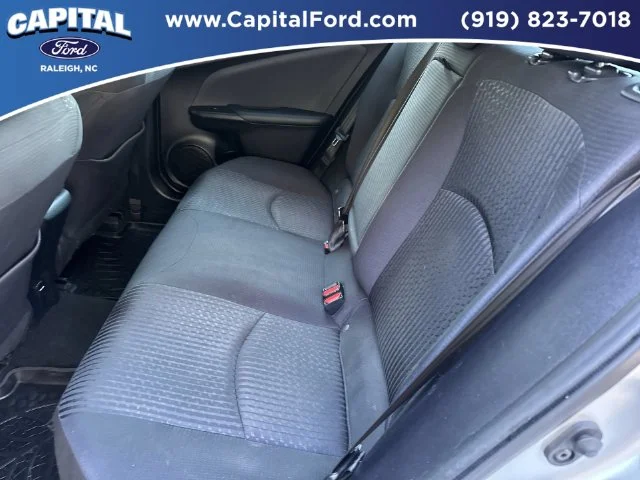 Used 2018 Silver Toyota Two image 18