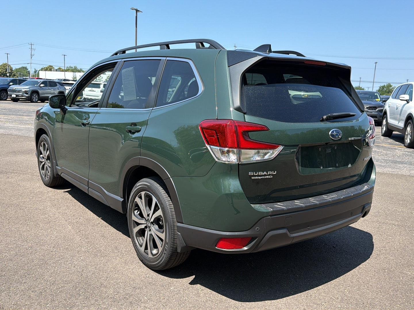 Used 2024 Cascade Green Silica Subaru Limited image 10