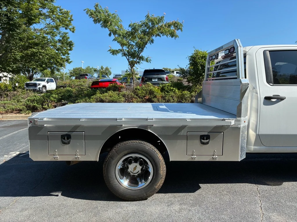 New 2025 Summit White Chevrolet Work Truck image 9