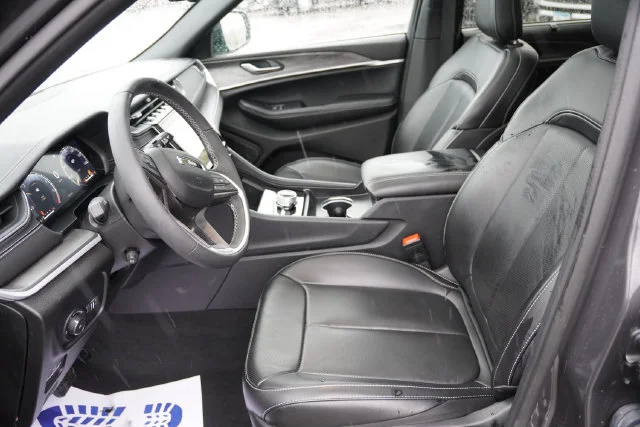 Certified Used 2024 Gray Jeep Limited image 15
