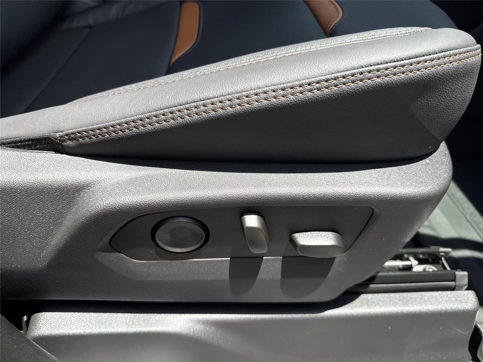New 2026 Onyx Black GMC AT4 image 13