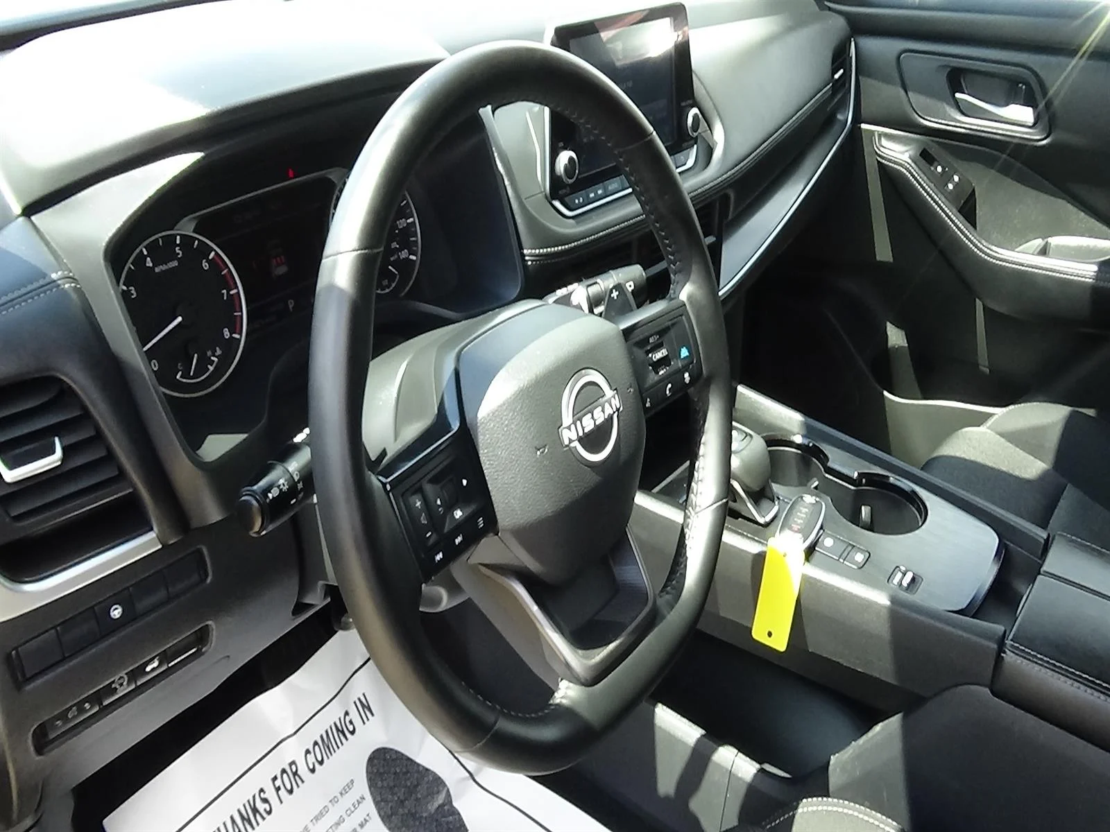 Used 2025 Deep Ocean Blue Pearl (rcj) Nissan SV image 18