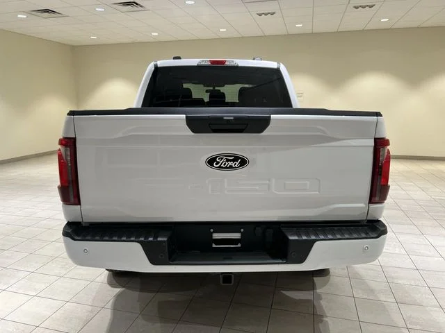 New 2026 White Ford XLT image 4