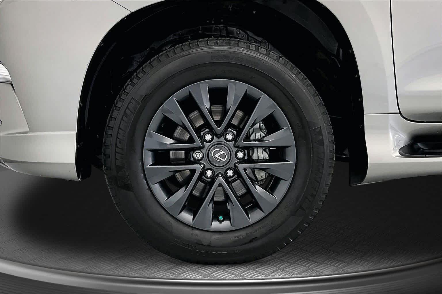 2023 Lexus GX PREMIUM - Photo 8