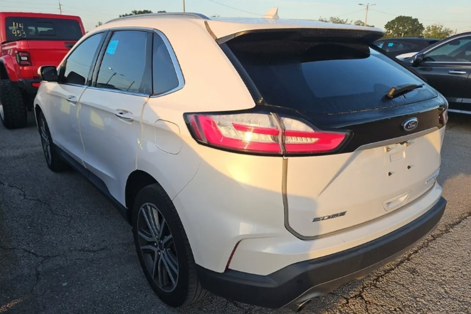 Used 2019 White Platinum Clearcoat Metallic Ford Titanium image 2