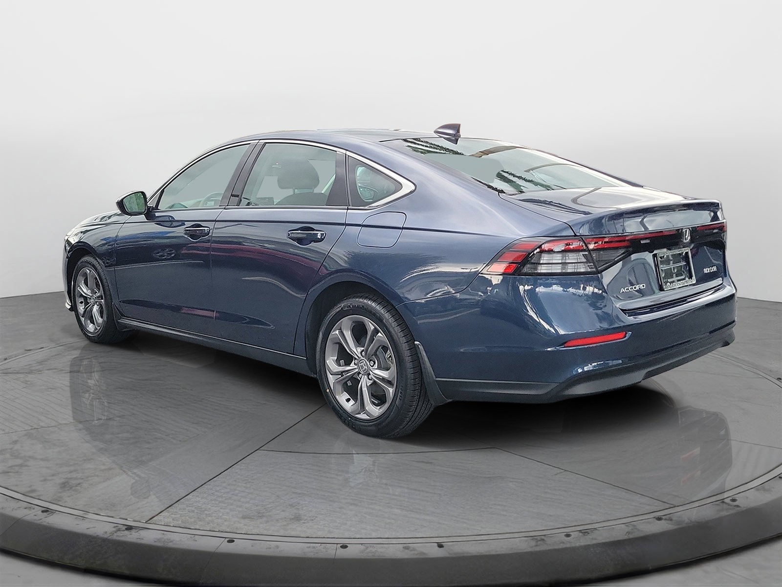 2024 Honda Accord EX - Photo 34