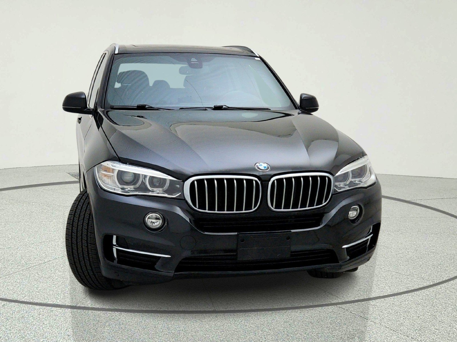 Used 2018 BLACK SAPPHIRE BMW xDrive35i image 6