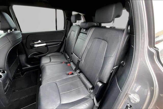 Used 2020  Mercedes-Benz GLB 250 image 28