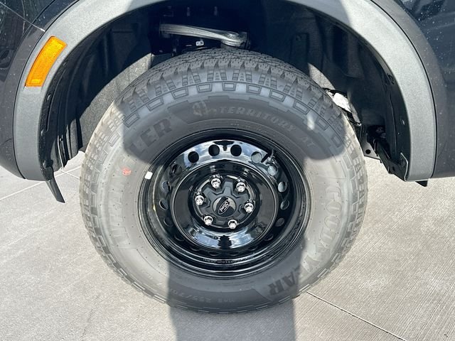 New 2026 Shadow Black Ford XL image 30
