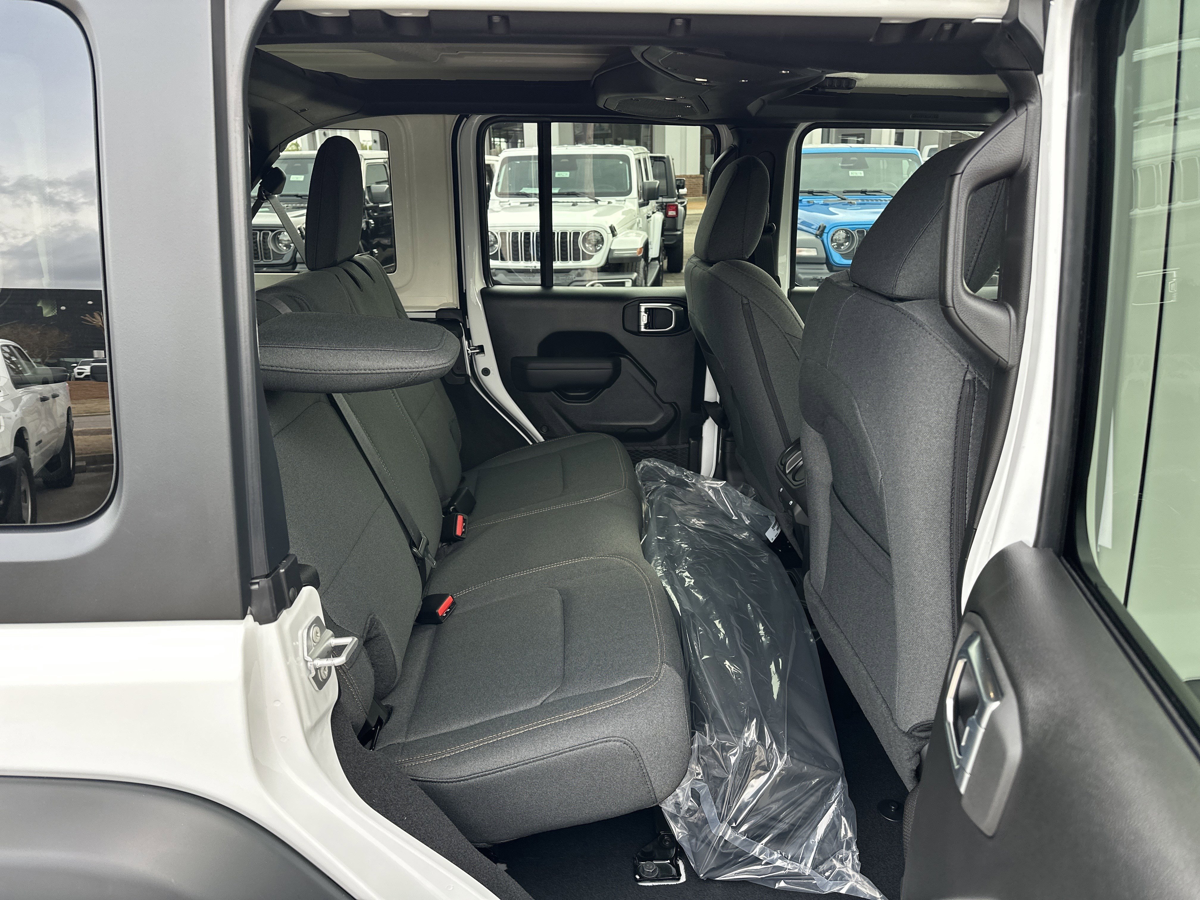New 2026 Bright White Clearcoat Jeep Sport S image 15
