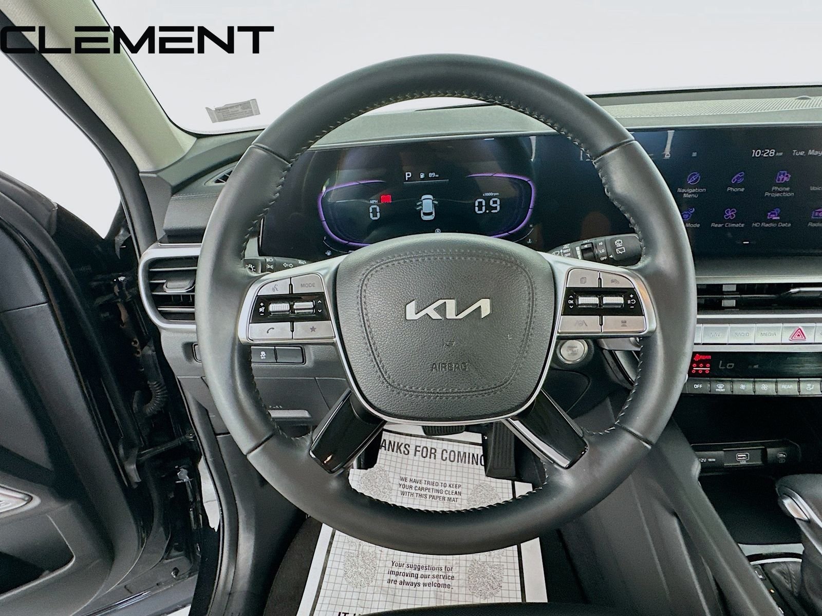 2025 Kia Telluride LX - Photo 14