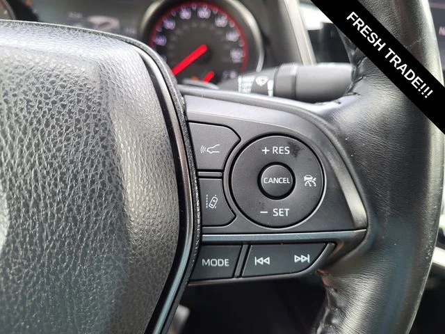 Used 2021 Blue Toyota XSE V6 image 18