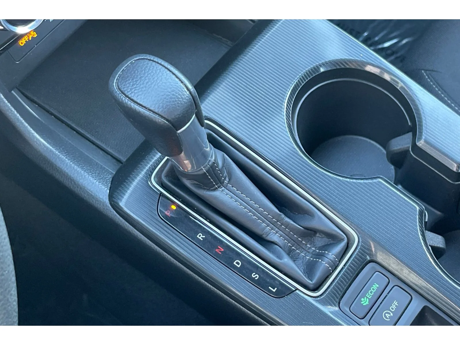 Used 2024 Meteorite Gray Metallic Honda LX image 31