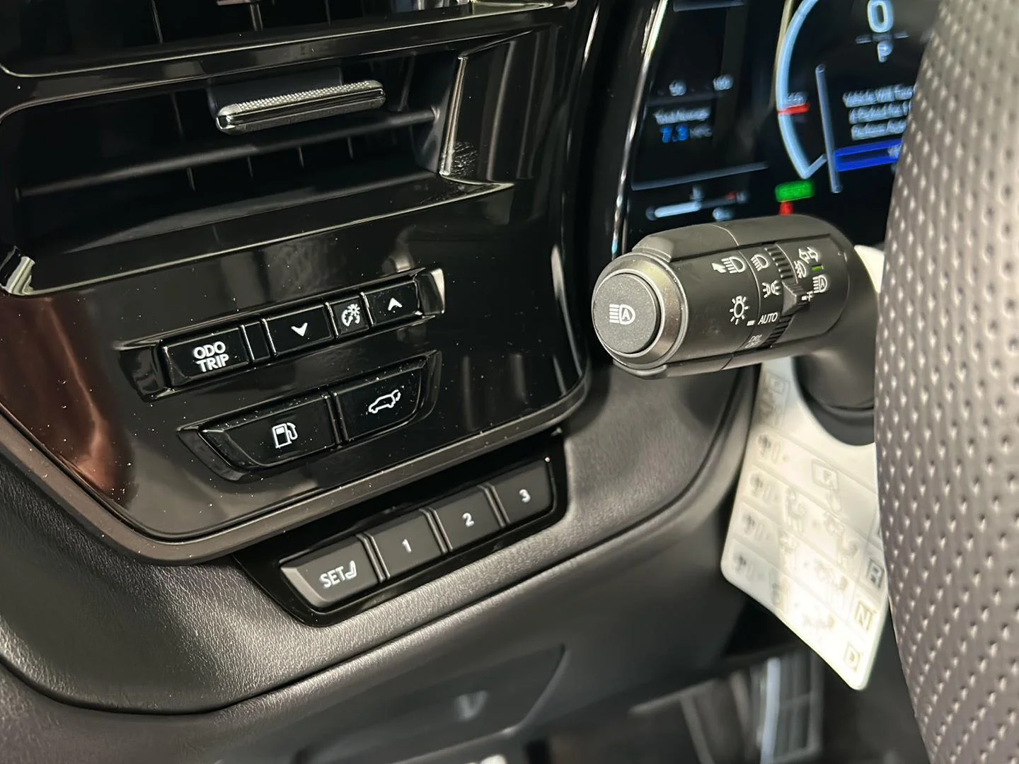 New 2026 Wind Chill Pearl Lexus TX 500h F SPORT Performance Premium image 7