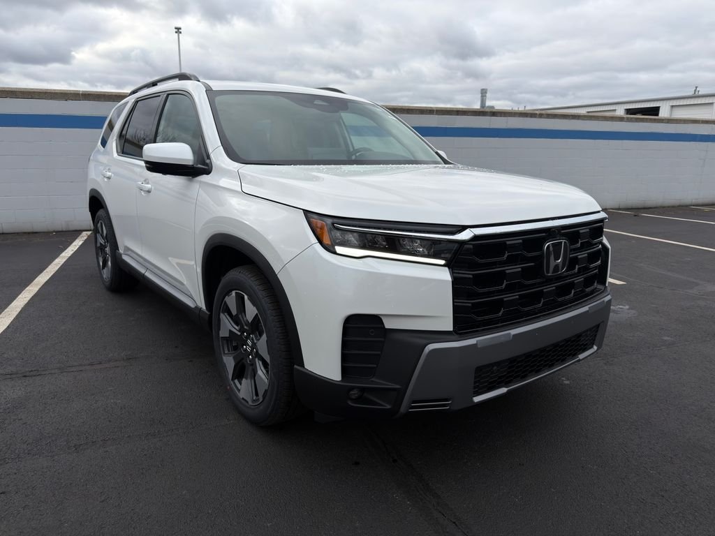 New 2026 Platinum White Pearl Honda Touring image 7