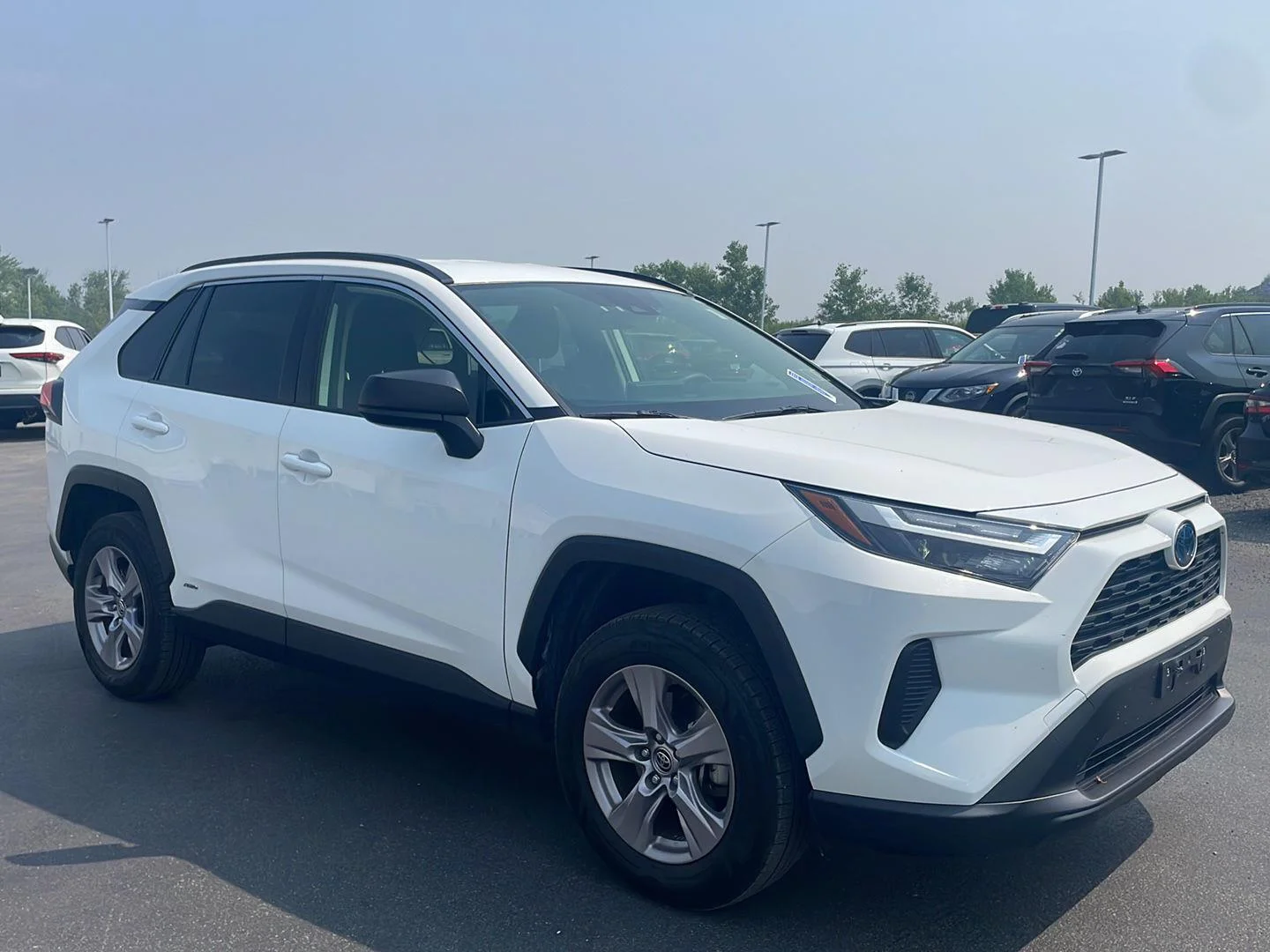 Used 2024 Ice Cap Toyota LE image 7