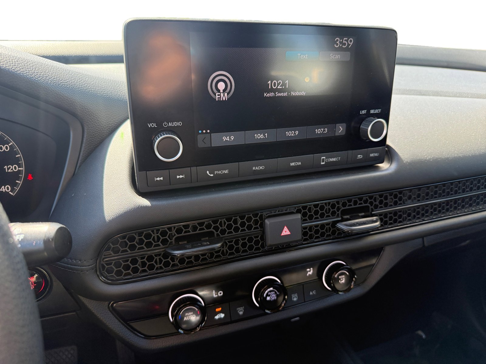 Used 2025 Modern Steel Metallic Honda LX image 12