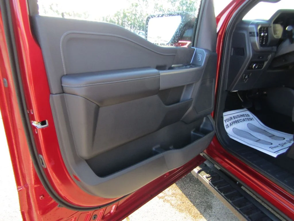 New 2026 Ruby Red Metallic Tinted Clearcoat Ford XLT image 20