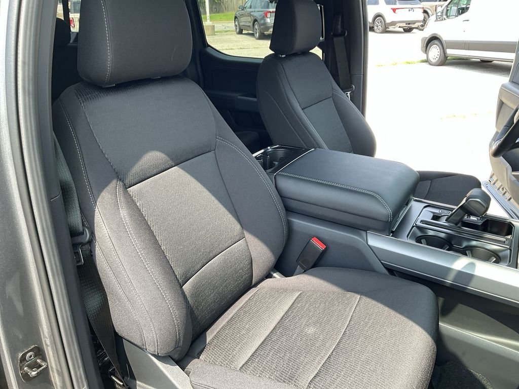 New 2026 Gray Ford XLT image 24