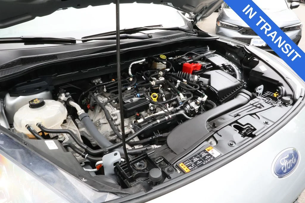 Used 2022 Silver Metallic Ford SE image 37