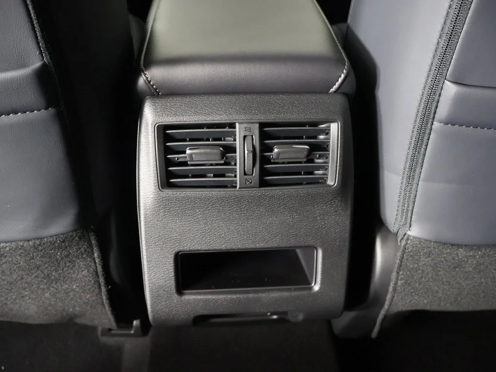 New 2026 Gray Mitsubishi SE image 46