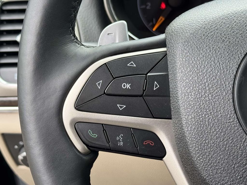 Used 2014 Black Jeep Limited image 22