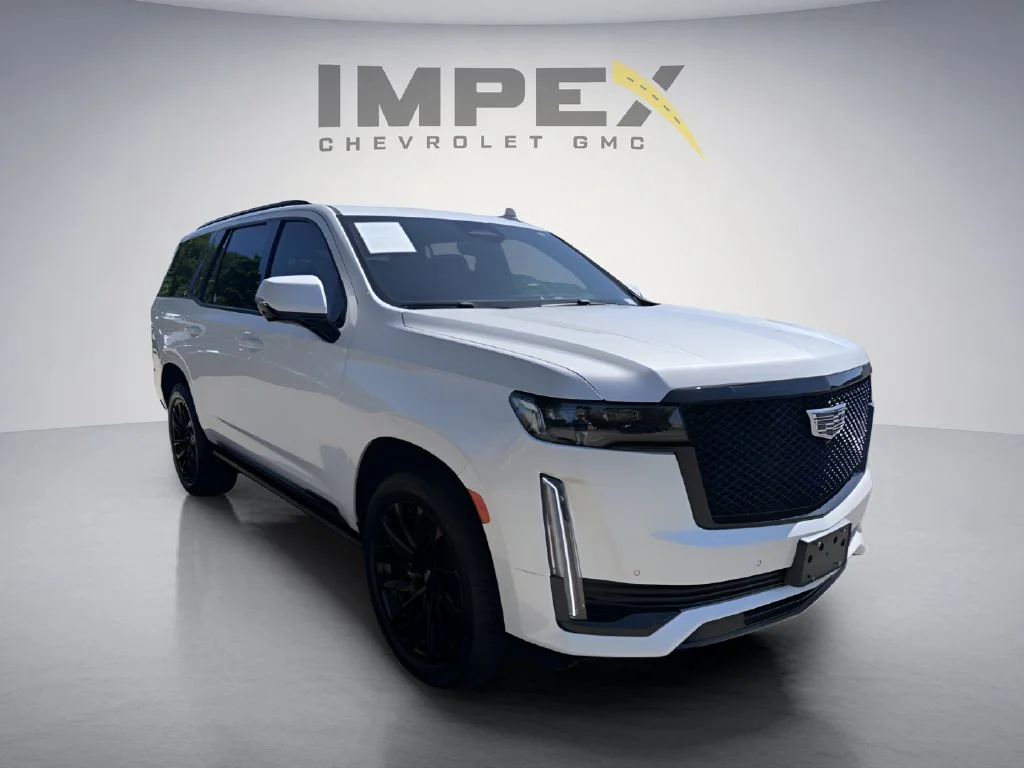 Used 2023 White Cadillac Sport image 7