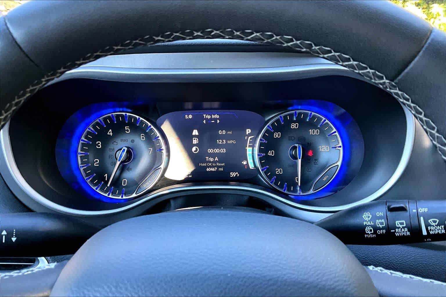 Used 2025 Fathom Blue Pearlcoat Chrysler Select image 25