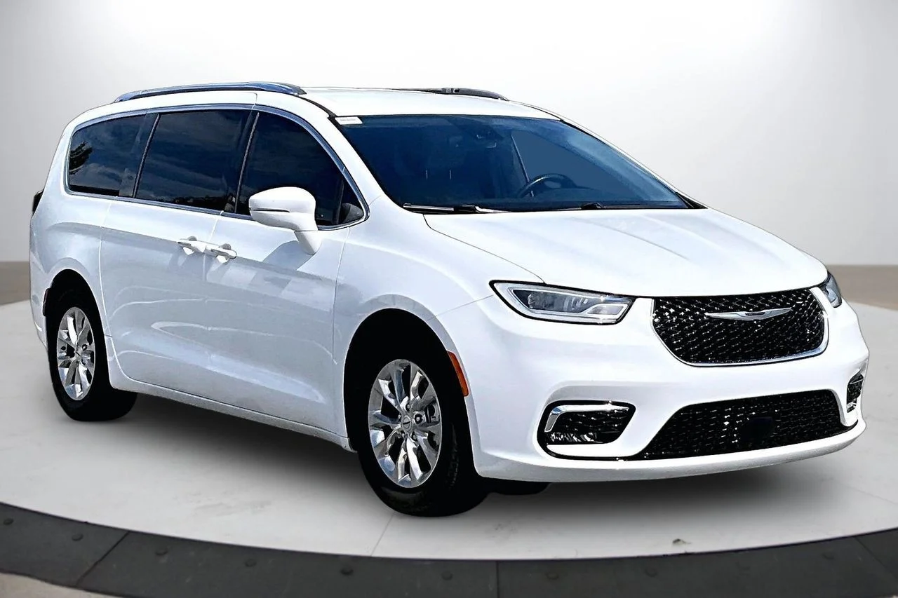 Certified Used 2021 White Chrysler Touring L image 2