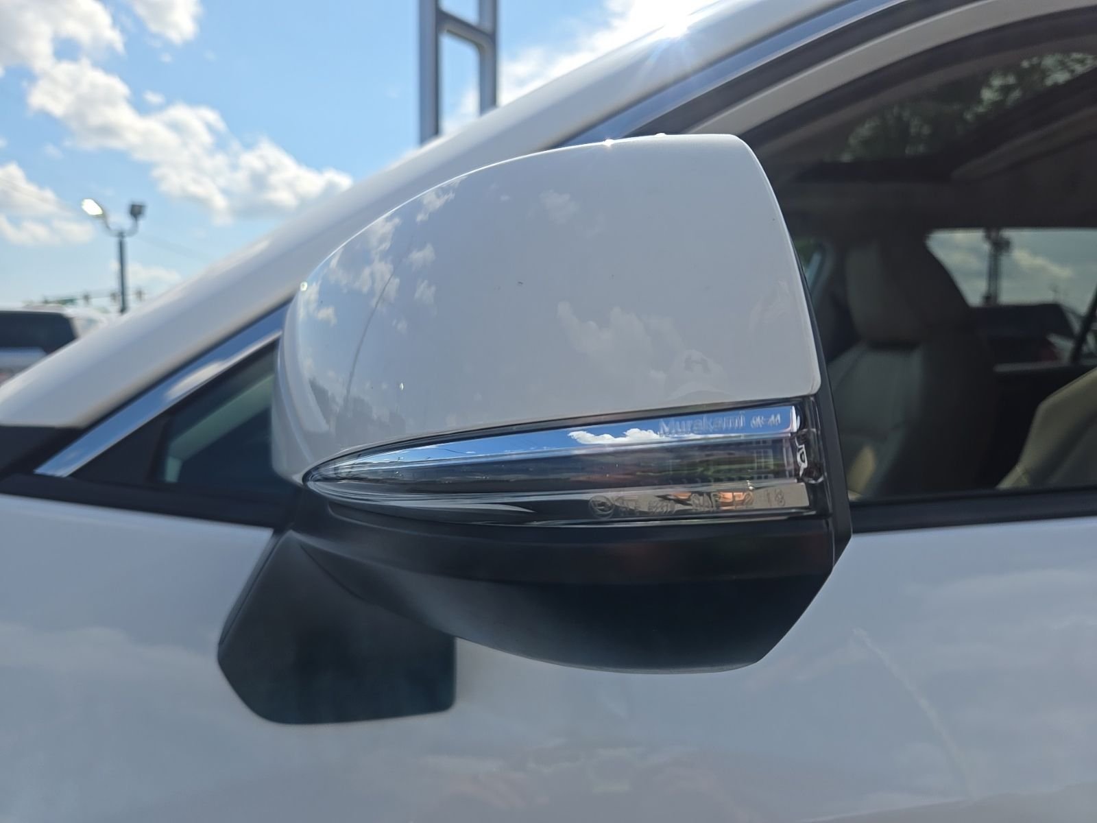 Used 2025 White Toyota XLE image 14