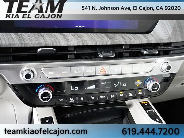 Used 2024 Silver Kia EX FWD image 29