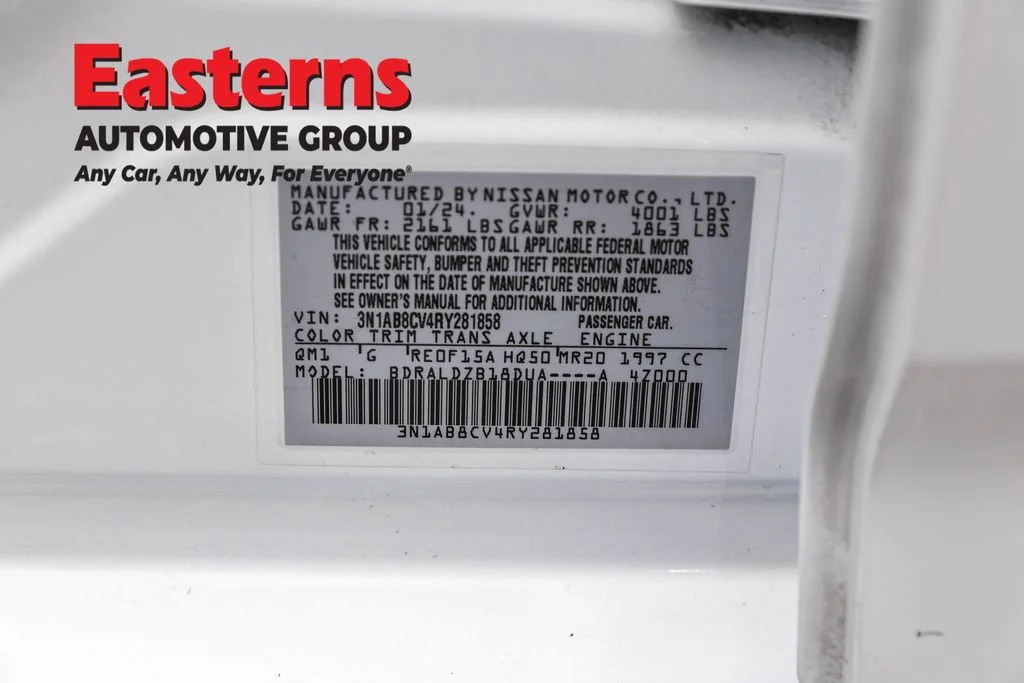 Used 2024 White Nissan SV image 35