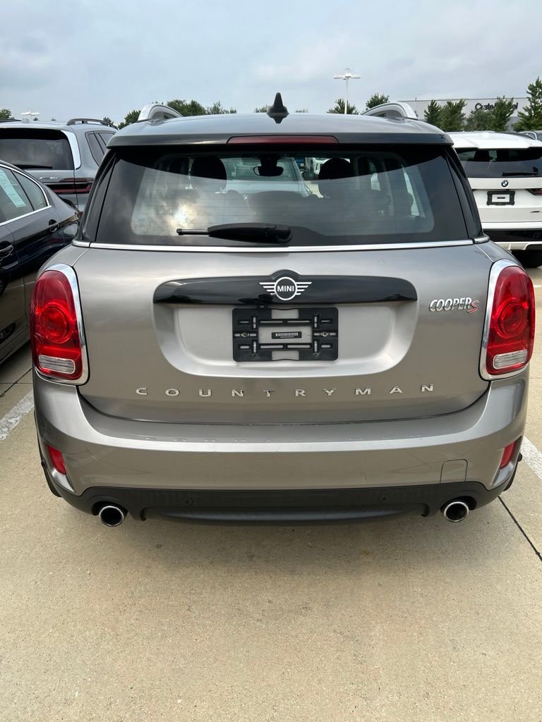 Used 2019 Silver Metallic MINI Signature image 6