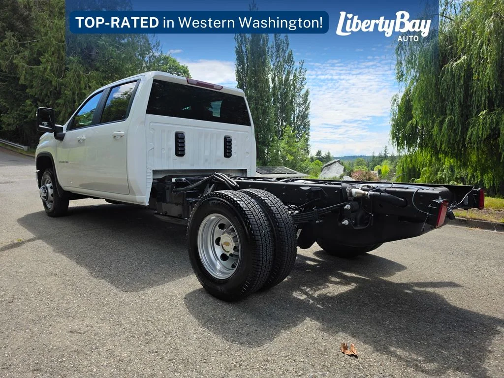 2025 Chevrolet Silverado 3500HD LT - Photo 7