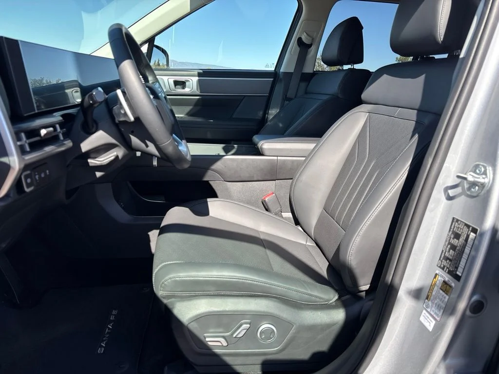 Certified Used 2026 Silver Hyundai SEL image 10