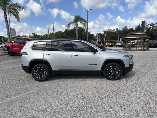 New 2026 Silver Zynith Clearcoat Jeep Laredo image 3