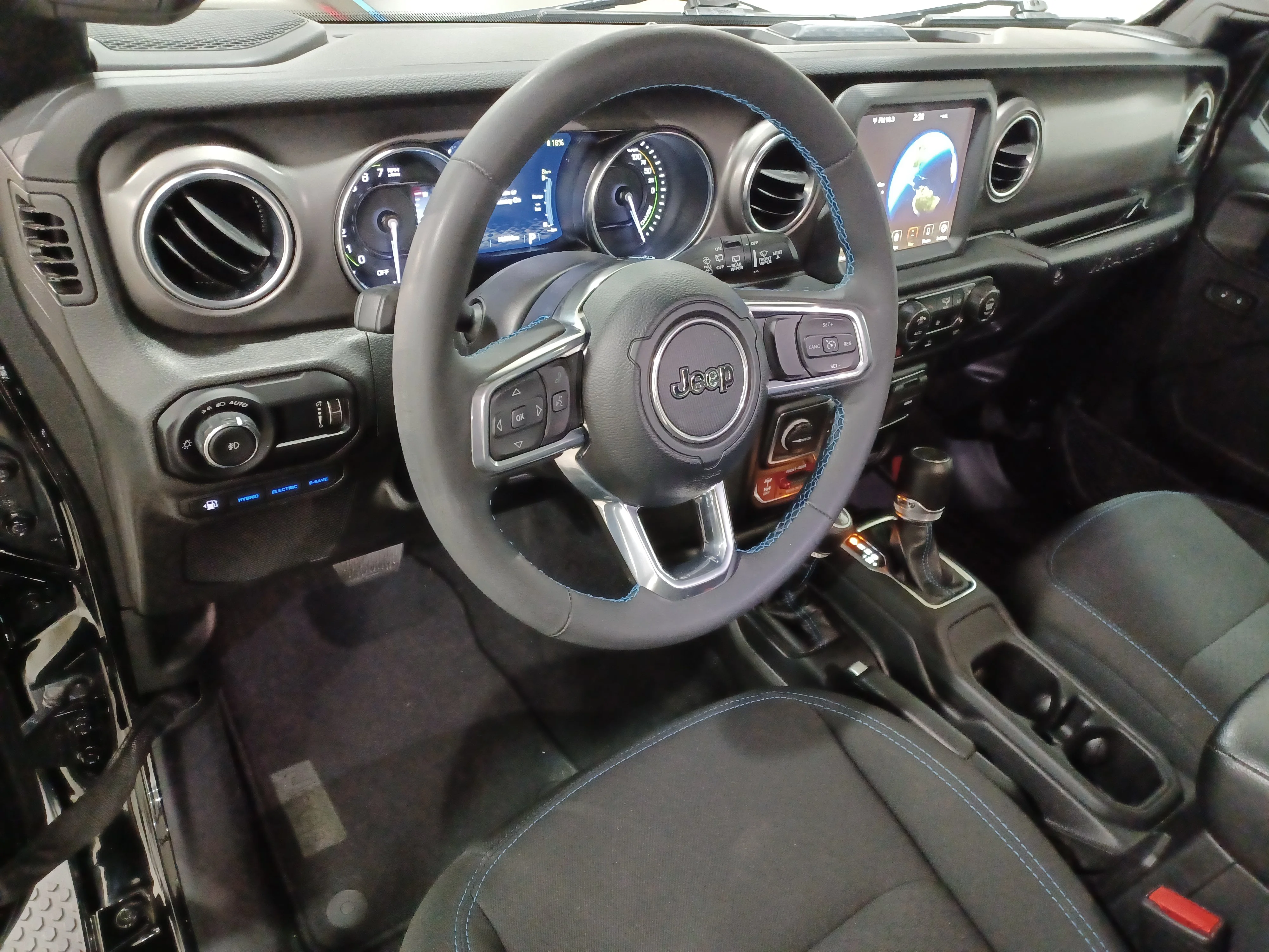 Certified Used 2023 Black Jeep Rubicon 4x4*Plug In Hybrid | Nav | Remote Start | Htd Seats | Htd Wheel | CarPlay | Park Assist image 12