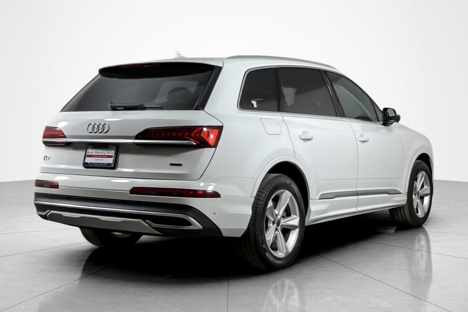 Used 2023 Carrara White Audi Premium Plus 45 TFSI quattro image 5
