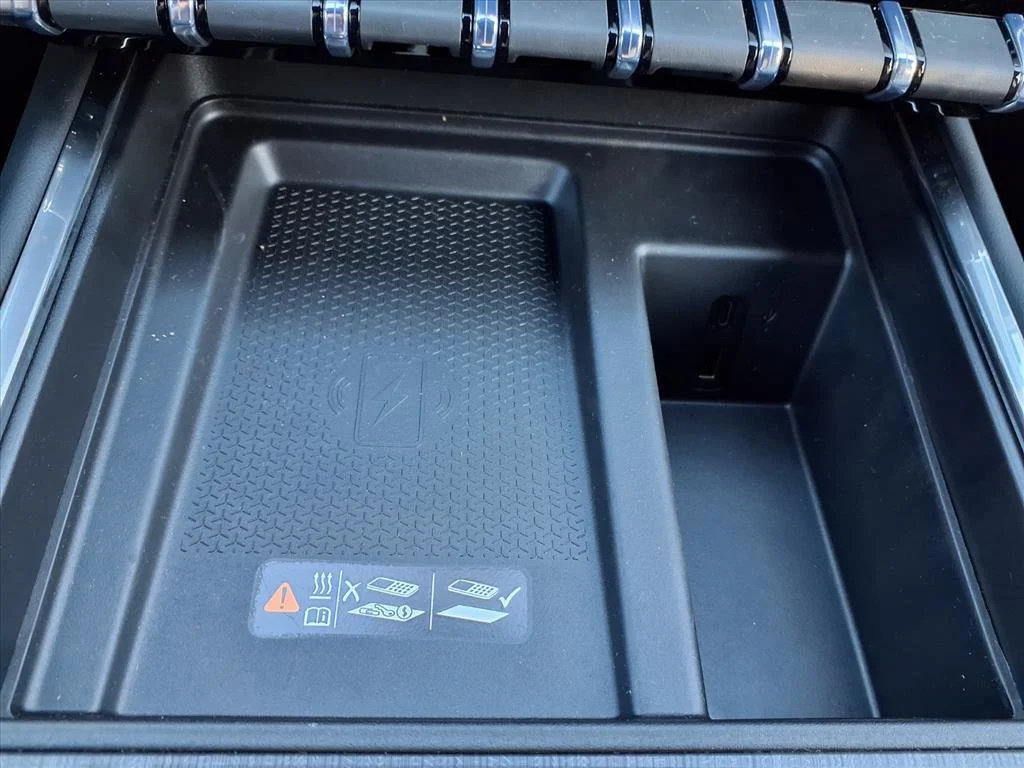 2026 GMC Acadia Elevation - Photo 6