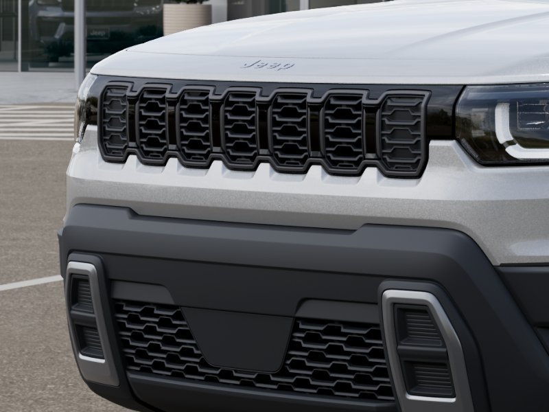 New 2026 Silver Zynith Clear-Coat Exterior Paint Jeep Laredo image 37