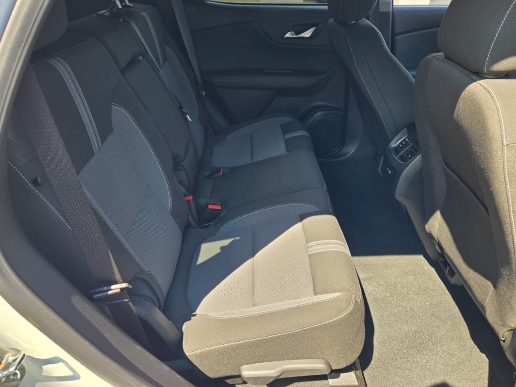 2025 Chevrolet Blazer 2LT - Photo 11