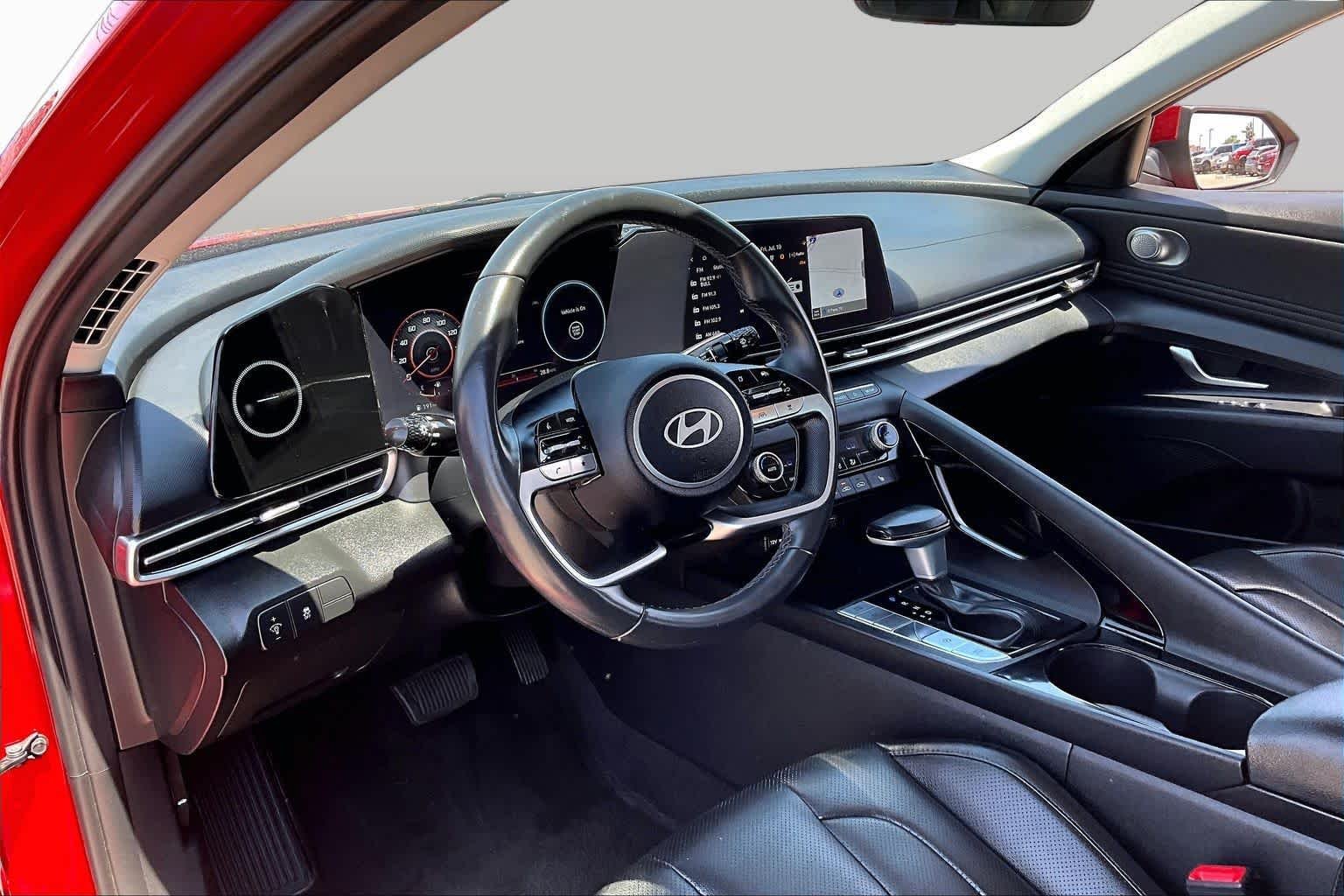 Used 2025 Ultimate Red Hyundai Limited image 17