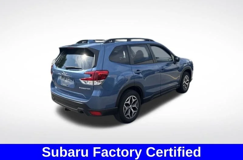 Used 2023 Blue Subaru Premium image 4