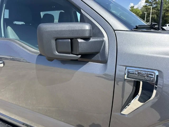 Used 2024 Gray Ford XLT image 25