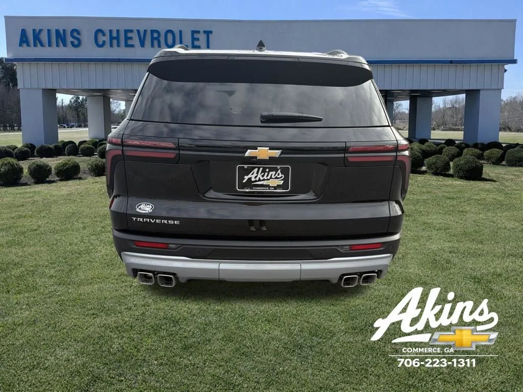 New 2026 Mosaic Black Metallic Chevrolet LT image 4