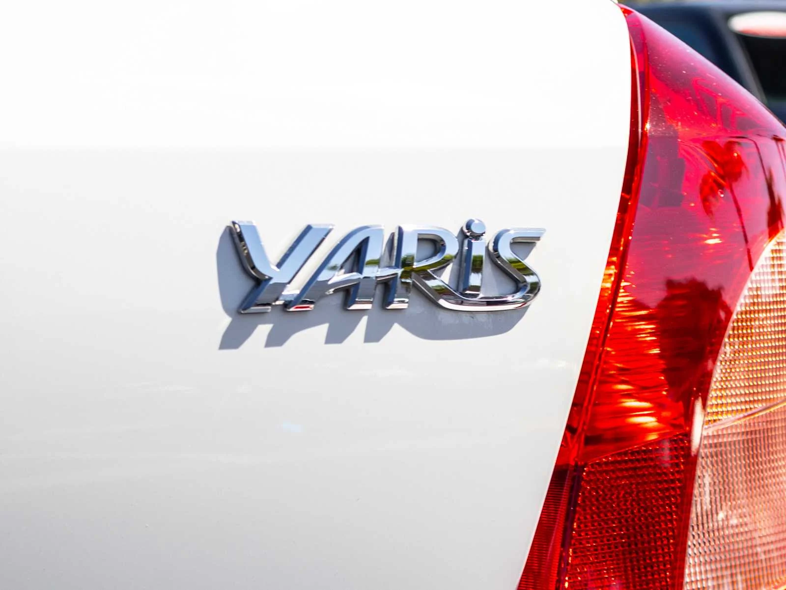 Used 2008 Polar White Toyota  image 11