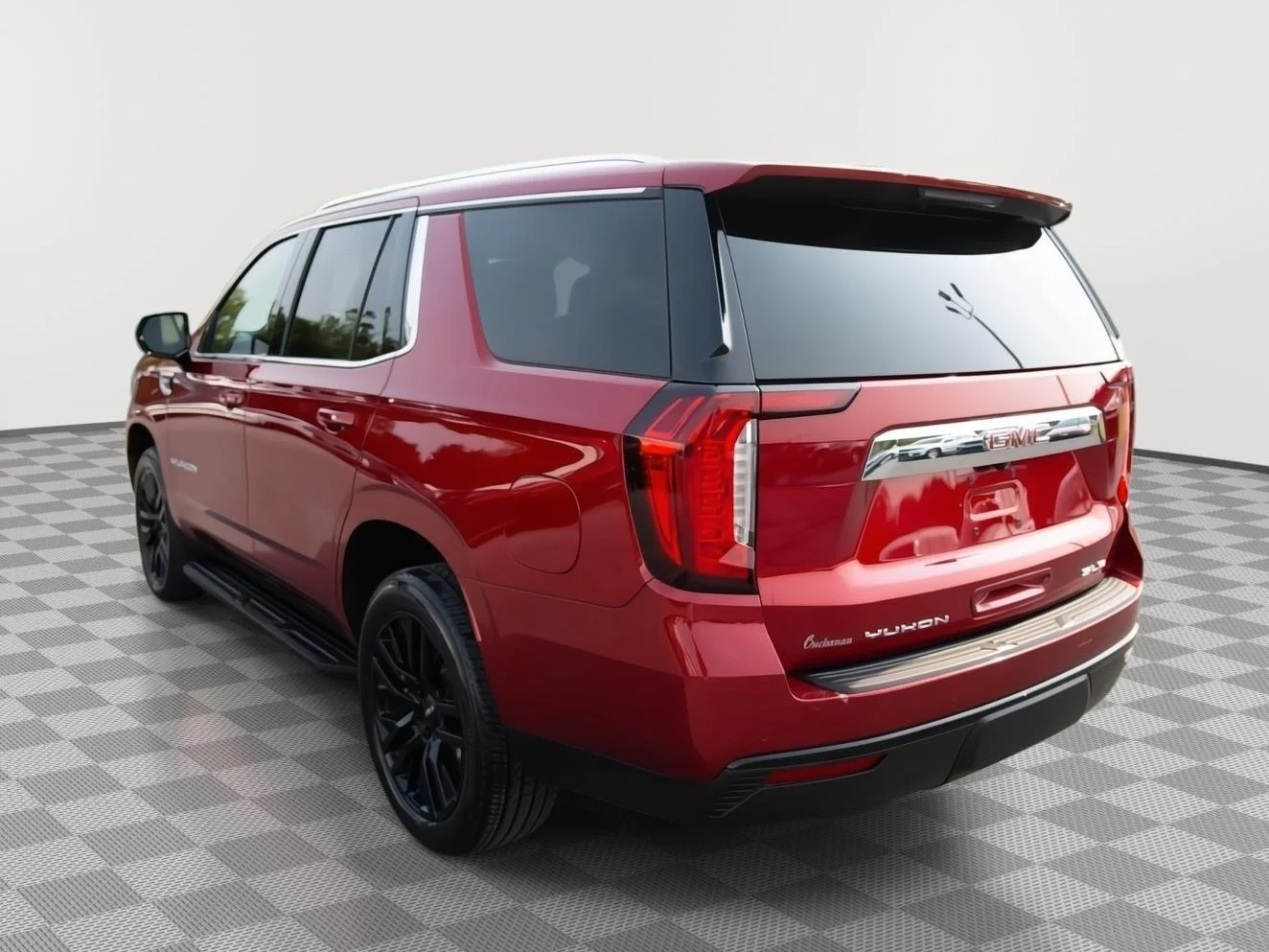Used 2024 Volcanic Red Tintcoat GMC SLE image 7
